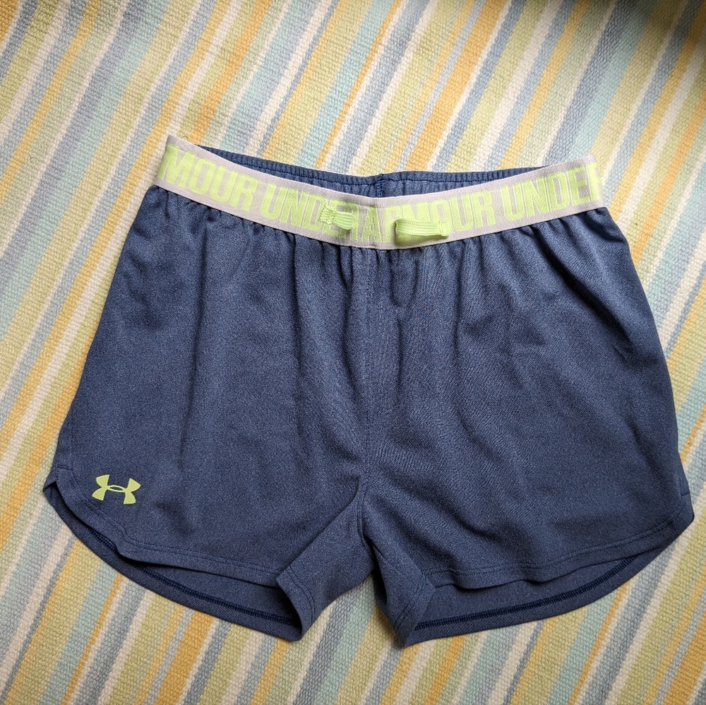 ⭐ Under Armour blue athletic shorts YLG